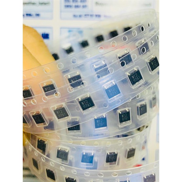 IC Hall EW-412B EW-412 EW412 W12 412 SOT-23 Mới Chính Hãng 100%