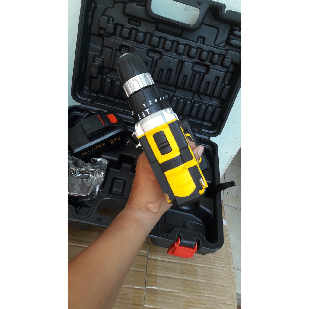 Máy khoan búa  dùng pin 21v DEWALT 1 PIN