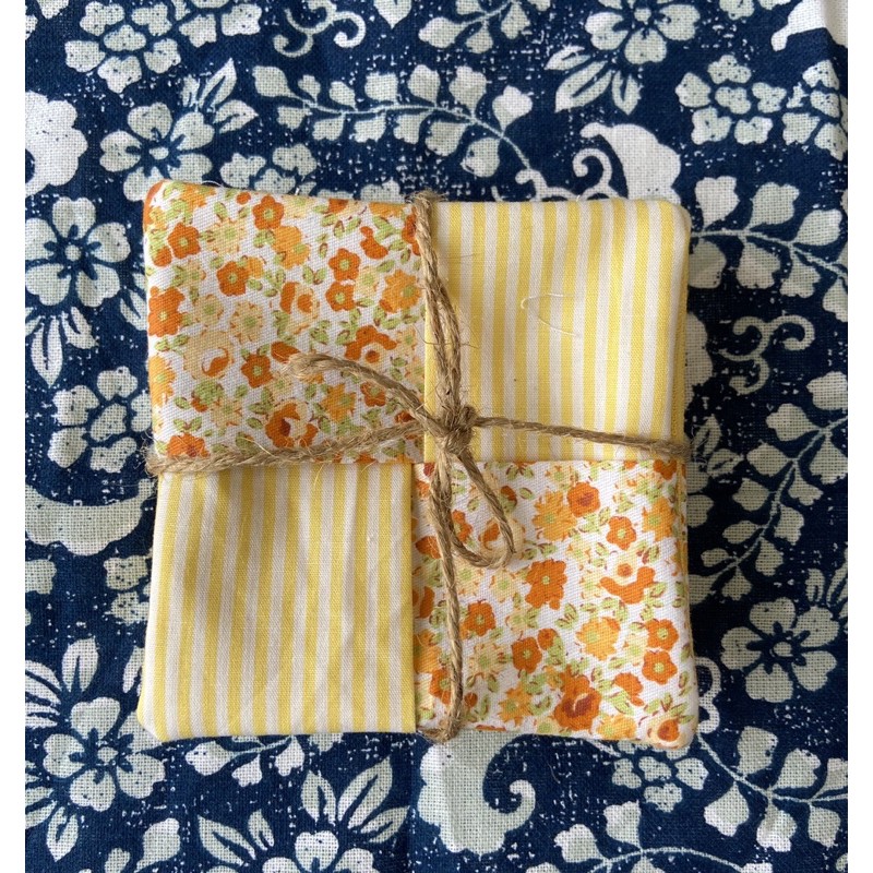 (Giá lấy tương tác) Little Cheese Fabric - Lót ly handmade bằng vải cotton tông vàng