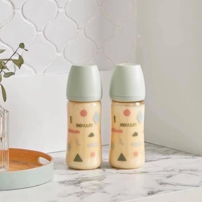 [Chính Hãng] Bình sữa Moyuum Hàn Quốc kèm núm cho bé phiên bản mây 170ml/270ml