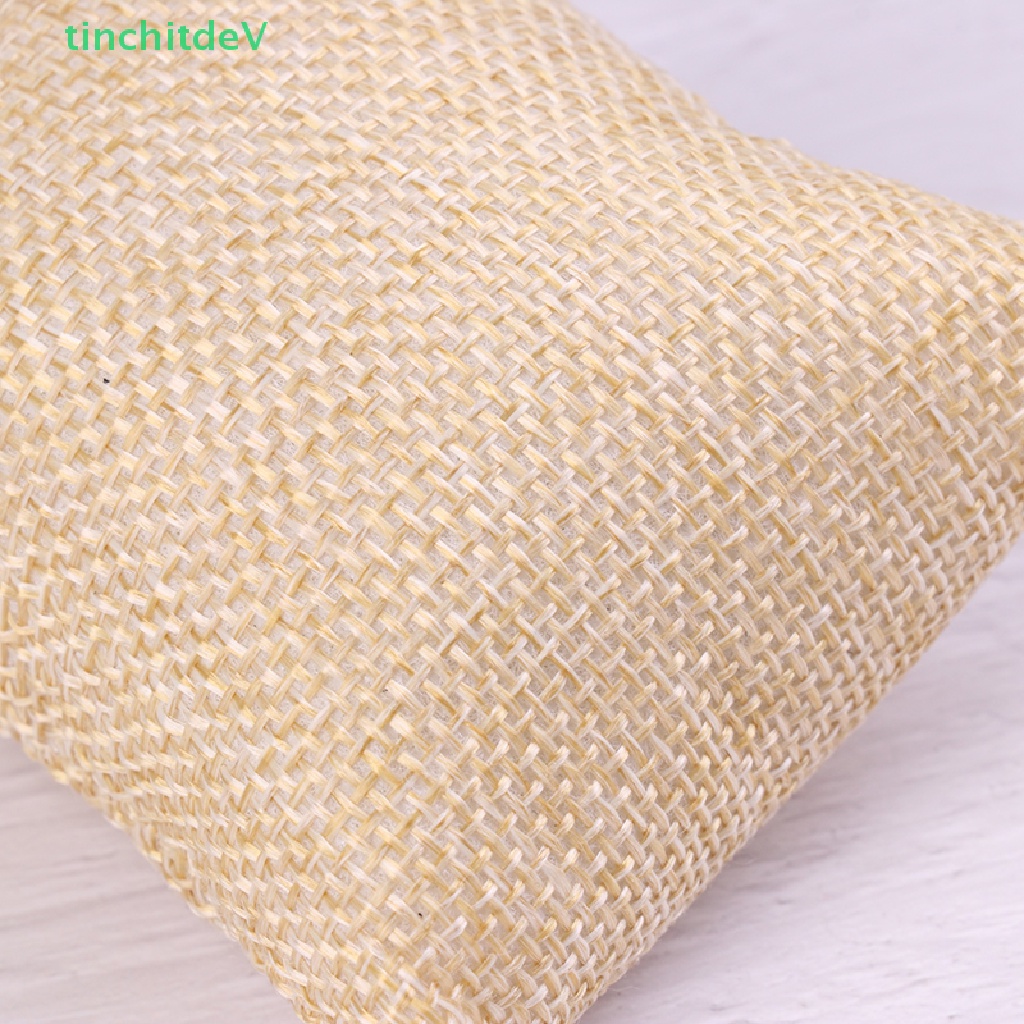 Gối Trưng Bày Trang Sức / Đồng Hồ / Vòng Tay Ngọc Trai