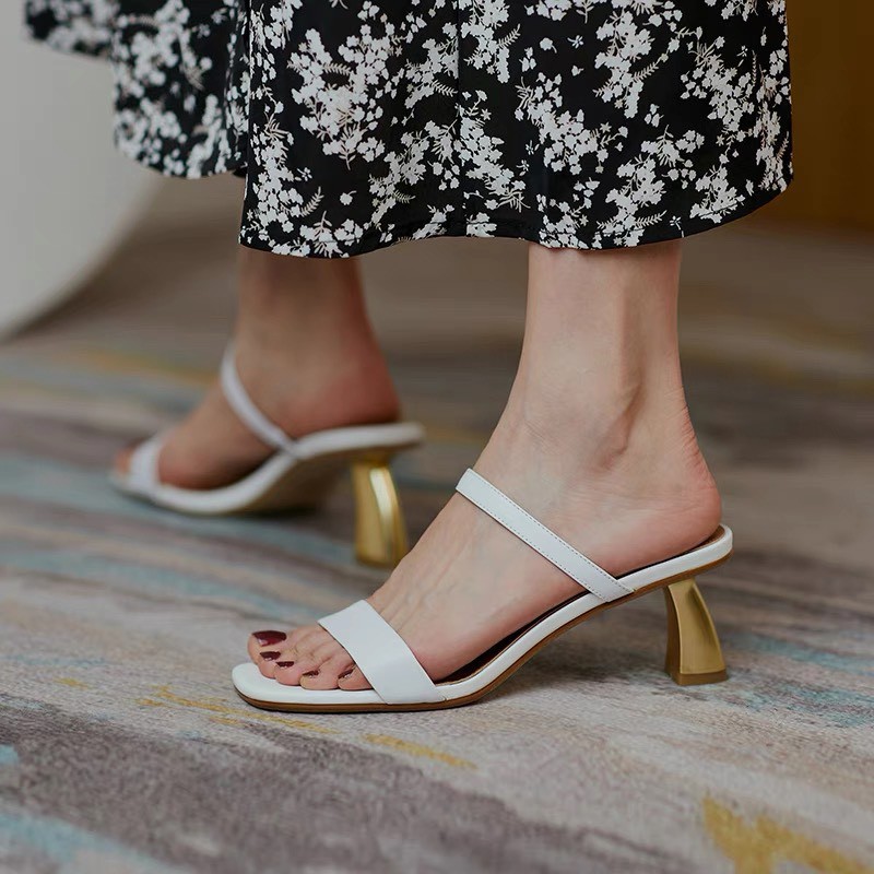 Giày Cao 5cm Thời Trang Hishoo Mũi Vuông Quai Ngang Cao Cấp S025
