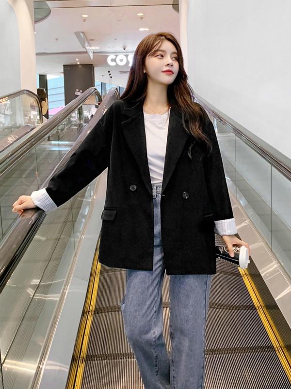 Áo khoác vest trẻ trung có nút