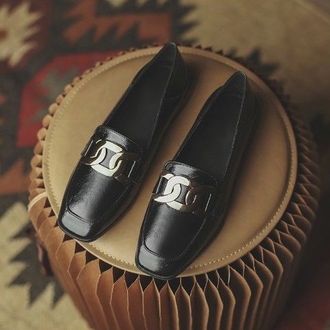 Giày lười bằng da đế dày phong cách cổ điển Anh quốc cho nữ