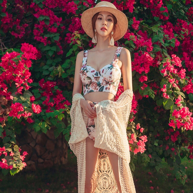 Bikini cúp ngực hoa lá | BigBuy360 - bigbuy360.vn