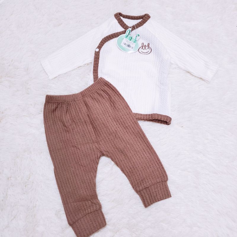 Bộ sơ sinh len mỏng thu đông cài lệch Little love cho bé trai/ bé gái 0- 9 tháng