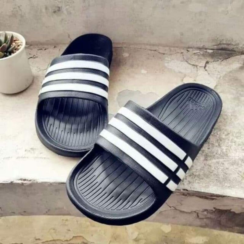 Dép Quai Ngang Adidas Thời Trang Năng Động