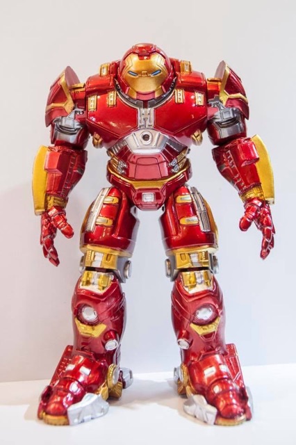 Mô hình Hulkbuster