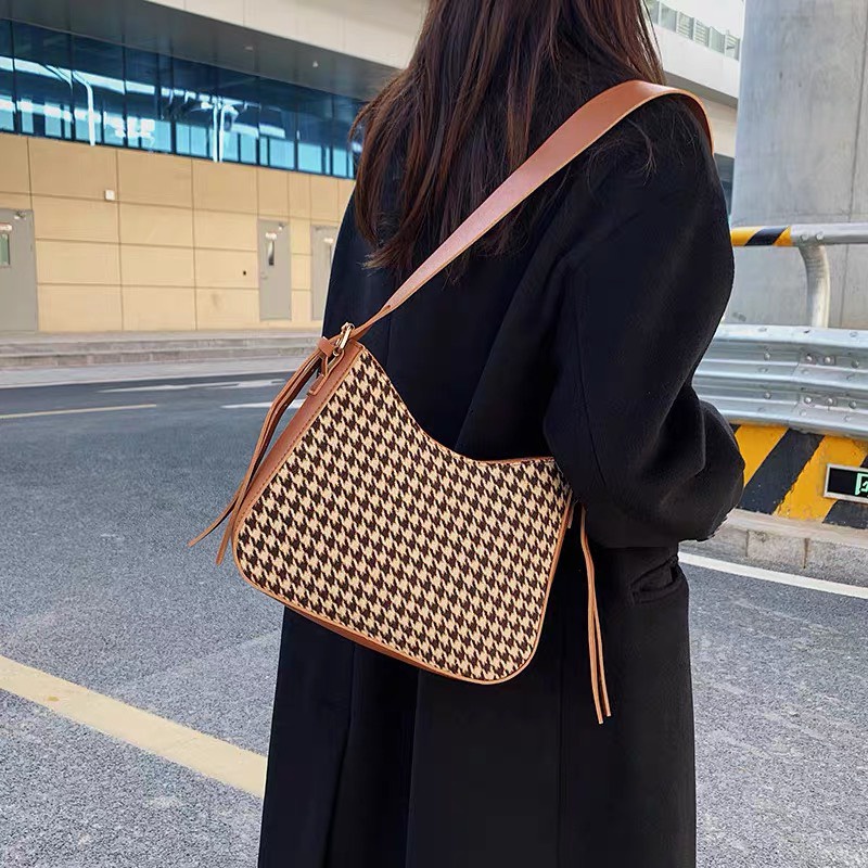 Túi xách đeo chéo nữ giá rẻ đẹp đi chơi phong cách thời trang hàn quốc dễ thương cute DC485