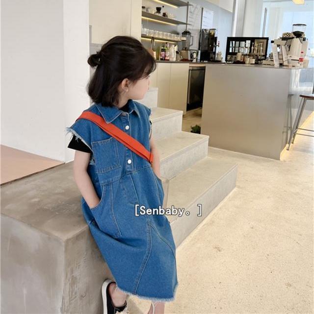 Đầm Denim Không Tay In Hoa 5 Món Thời Trang Mùa Xuân Cho Bé Gái
