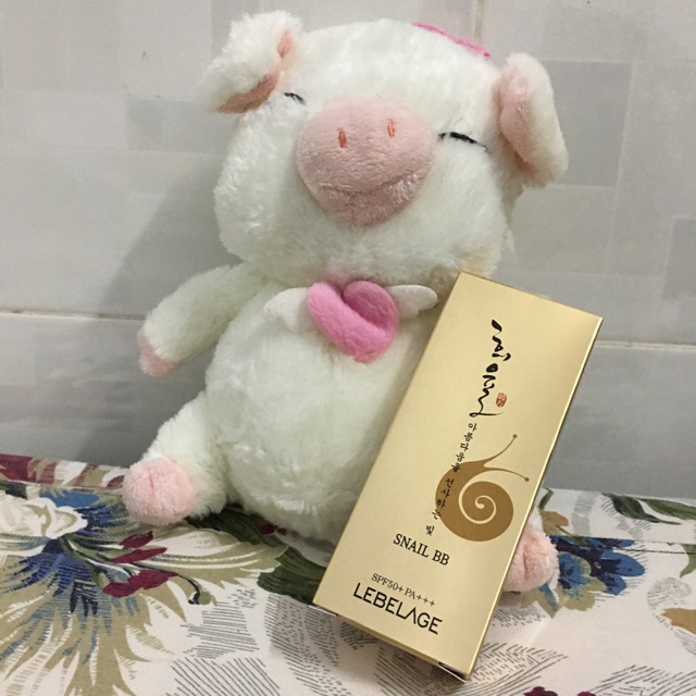 Kem nền ốc sên Hàn Quốc.