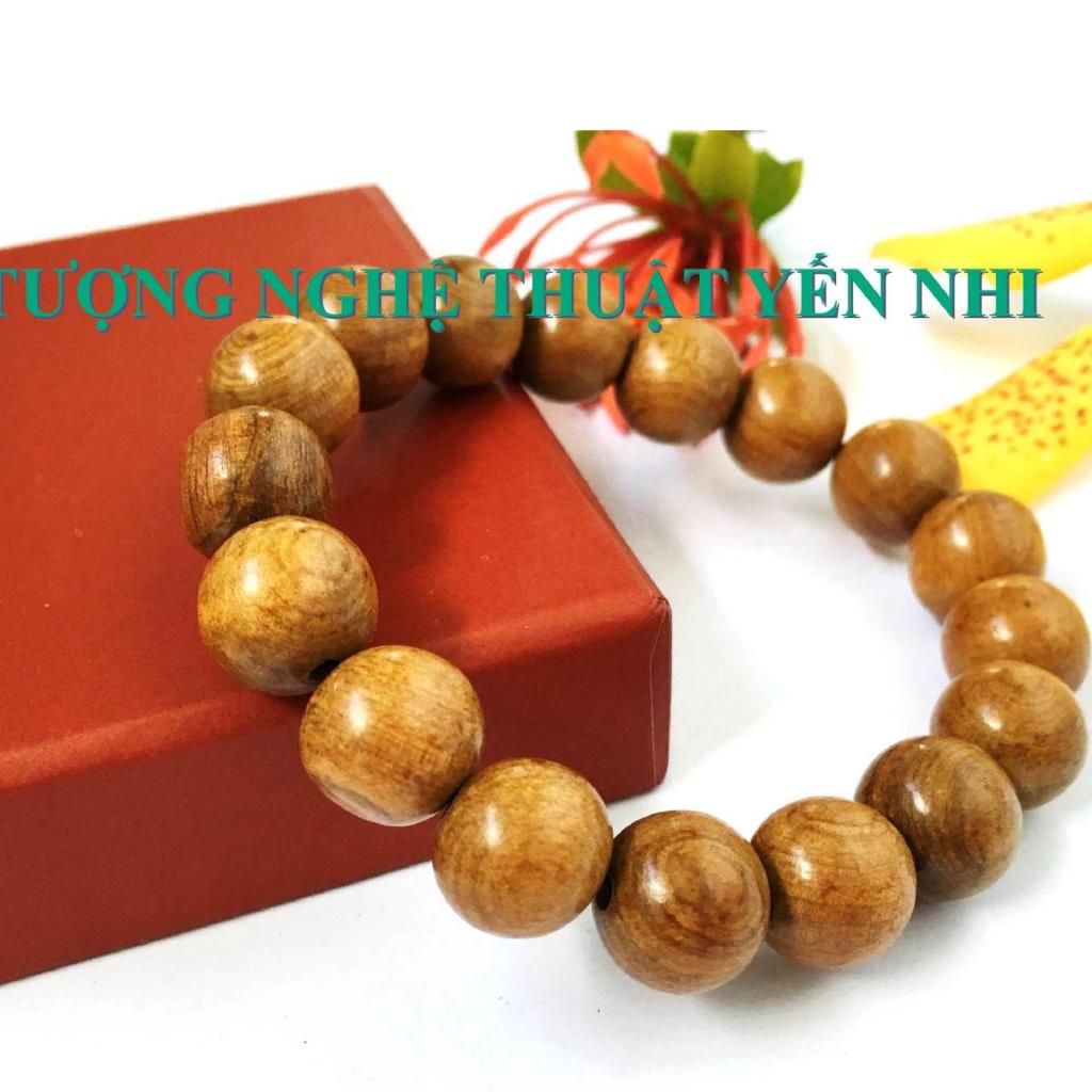Vòng tay phong thủy cao cấp gỗ Gù Hương hạt 12mm-không hồ lô