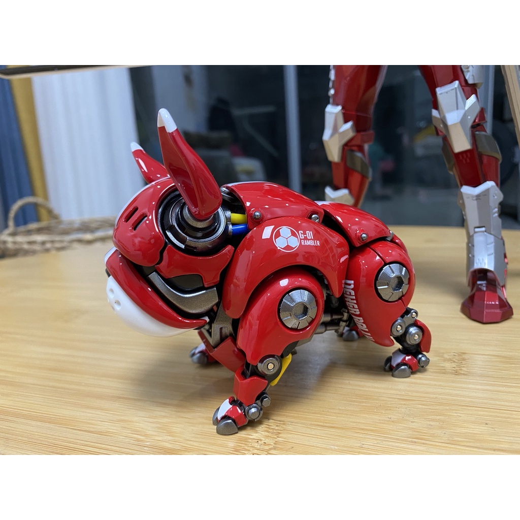 Mô hình HWJ RAMBLER Bulldog Robot Dog Cute Pet Màu Đỏ