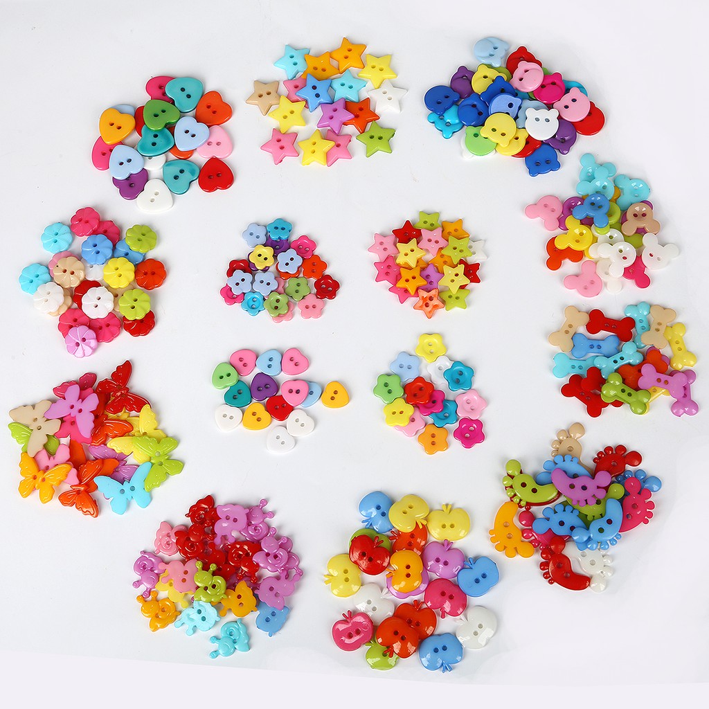 Set 50-100 Nút Nhựa Hình Trái Tim/Ngôi Sao Hoạt Hình Nhiều Màu