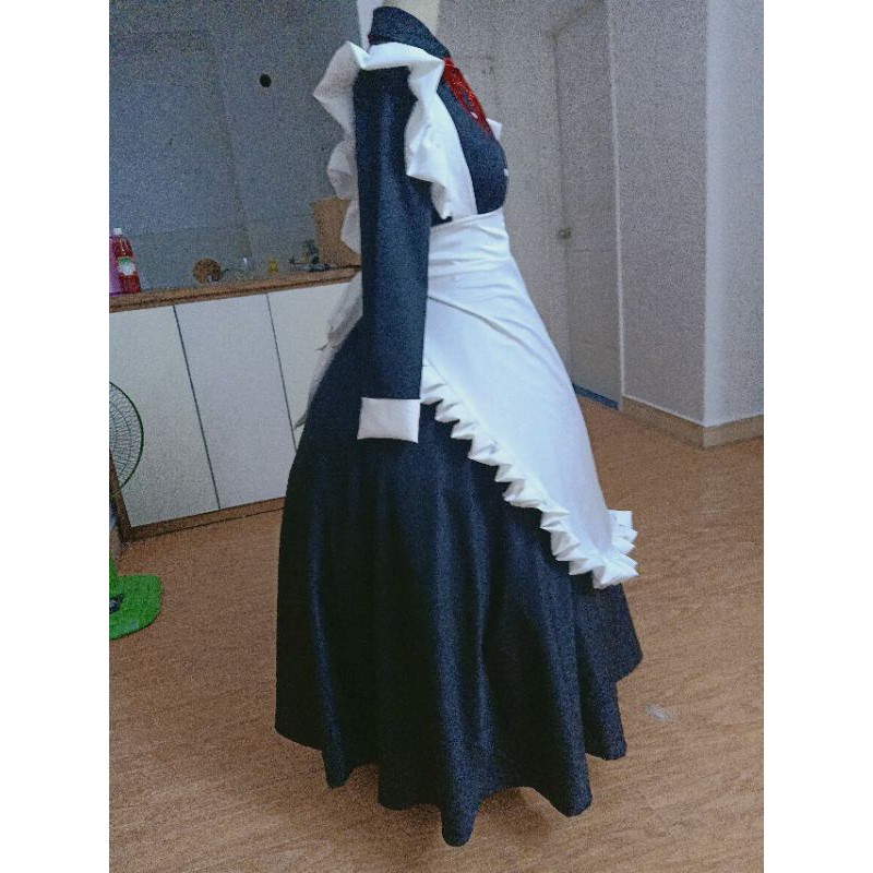 Trang phục hầu gái dáng dài