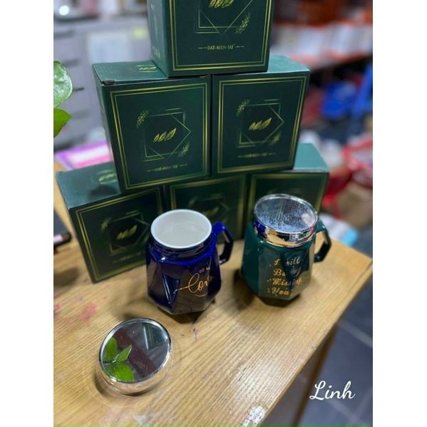 Cốc sứ nắp gương