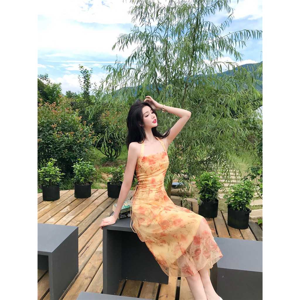 M140 - Đầm voan tơ hoa Ulzzang cổ yếm thắt nơ hở lưng quý phái
