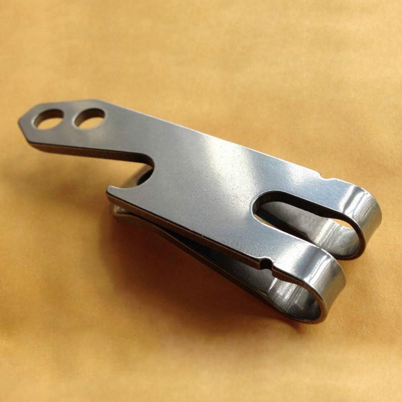 Dụng Cụ Mở Nắp Chai Đa Năng EDC Có Móc Khóa