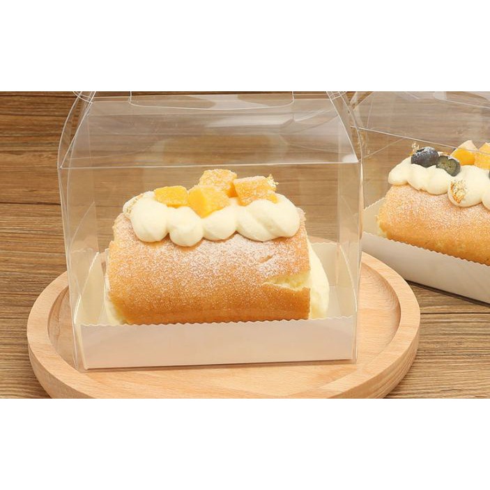 Hộp mica đựng bánh lót đế