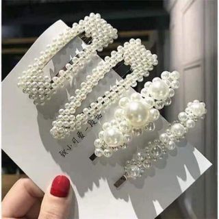 Set 4 kẹp tóc ngọc xinh xắn