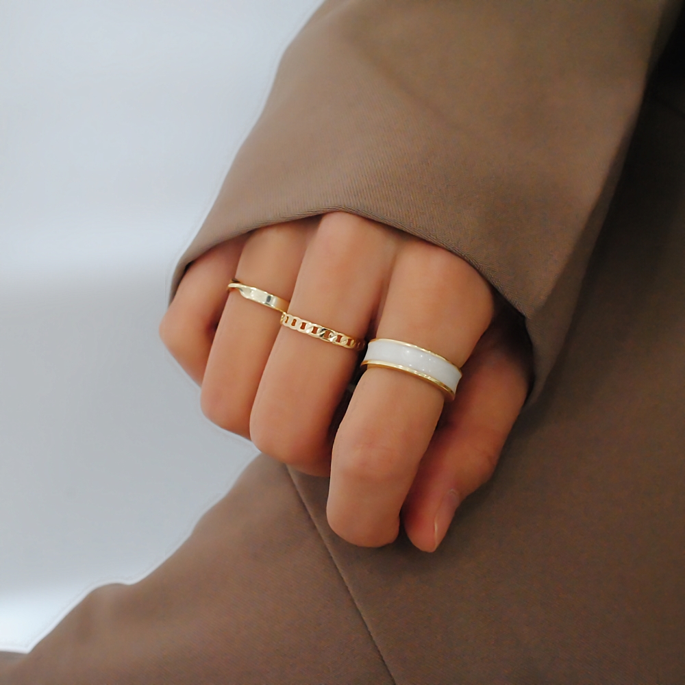 3Pcs/set Simple Wide White Enamel Round Metal Ring/Trendy Temperament Index Finger Gold Rings/Adjustable Open Ring Set for Women Jewelry Party Girlfriends Gift