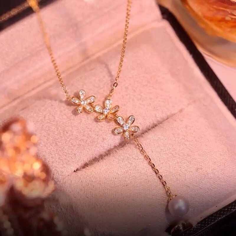 Vòng cổ Hình Hoa Đính Đá Zircon Thời Trang Cho Nữ