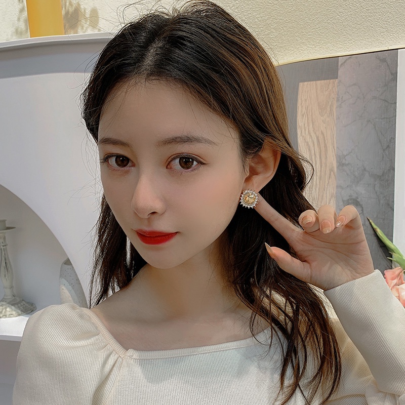 Bông Tai Hình Vuông Đính Đá Zircon Sang Trọng