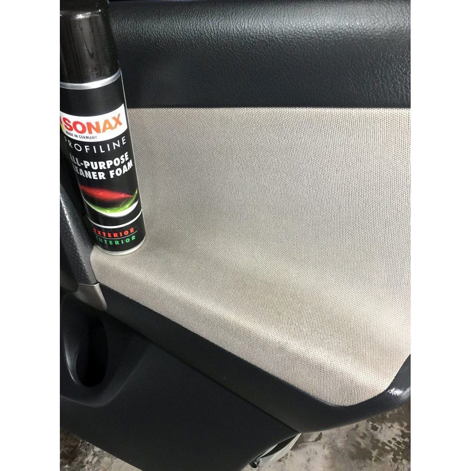 Bọt vệ sinh đa năng nội ngoại thất Sonax Profiline All Purpose Cleaner Foam 400ml