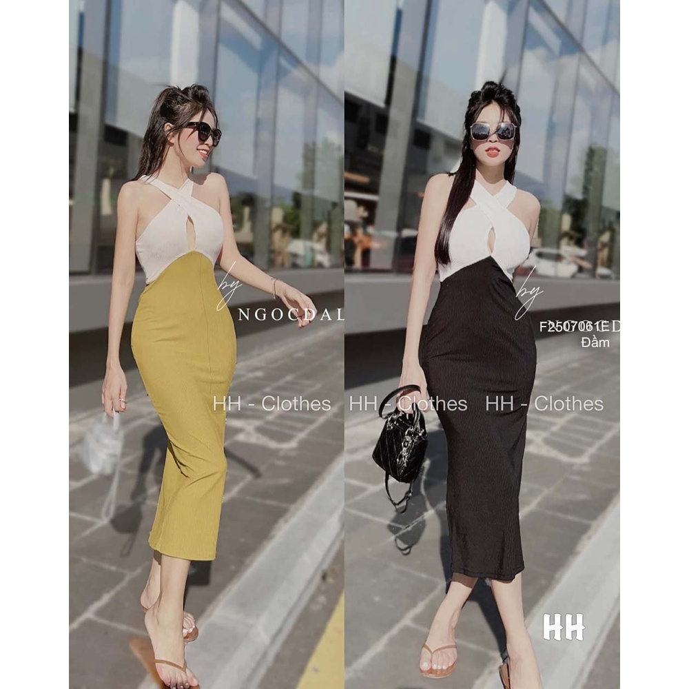 Đầm body xẻ tà sau ngực phối màu cổ yếm đắp chéo!