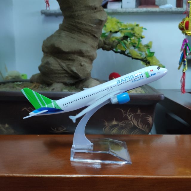 Máy bay Bamboo Airway mô hình kim loại 16cm