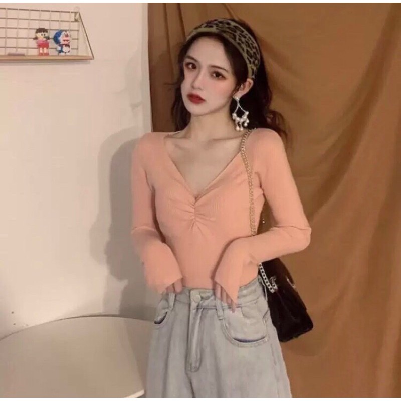 Áo len co giãn mềm nhẹ cổ tim xinh xắn