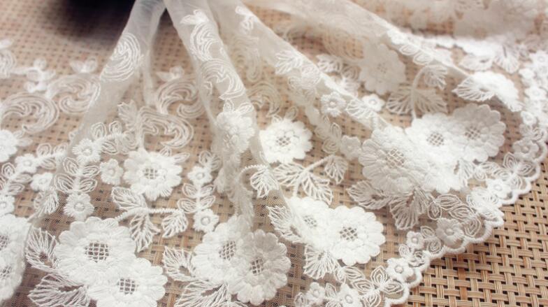Cuộn vải lưới thêu họa tiết dài 1 yard