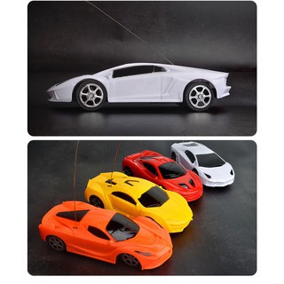 Mô hình đồ chơi xe trưng bày ô tô Lamborghini 1:24 điều khiển từ xa cho trẻ em