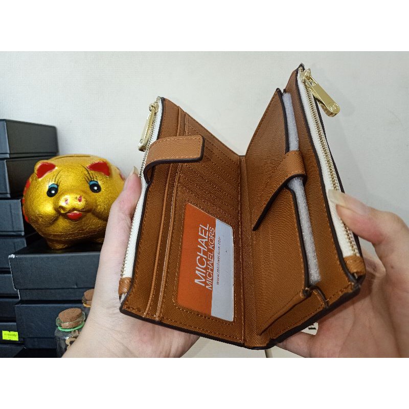 Ví cầm tay MK da xước