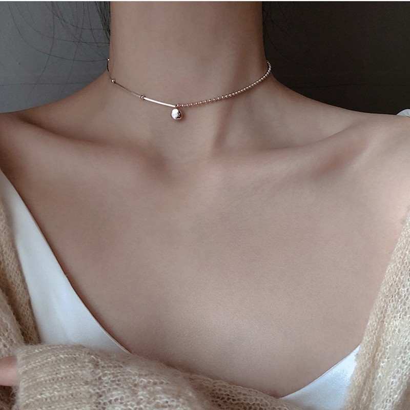 Dây chuyền ngắn màu bạc phối mặt họa tiết chữ tiếng anh phong cách Hàn Quốc đơn giản dành cho nữ