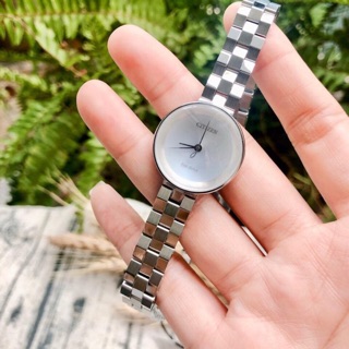 Đồng hồ nữ Citizen EW5500-81A nhỏ xinh chạy pin ánh sáng