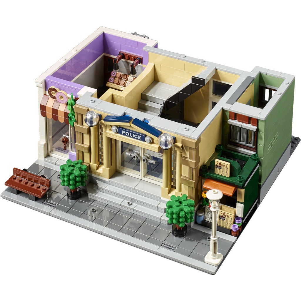 LEGO ICONS 10278 - Police Station
