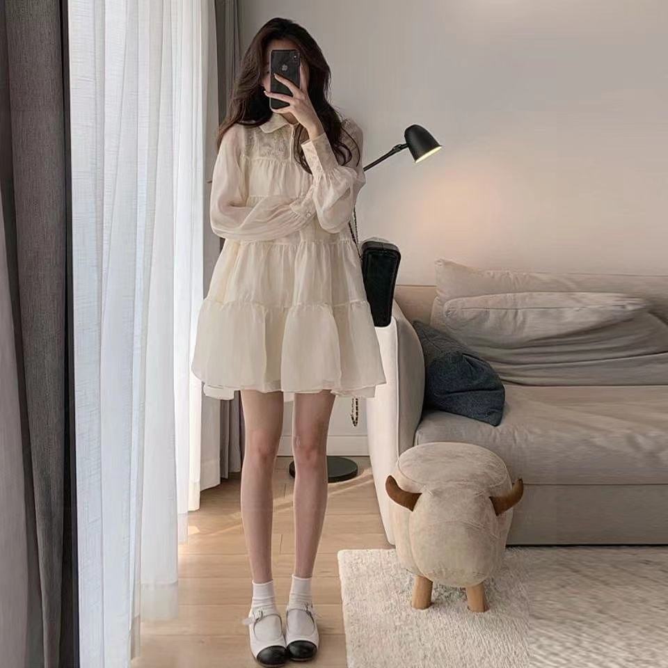 2022 spring and summer new large size slim French Hepburn chic minority design Chiffon white dress fashion
