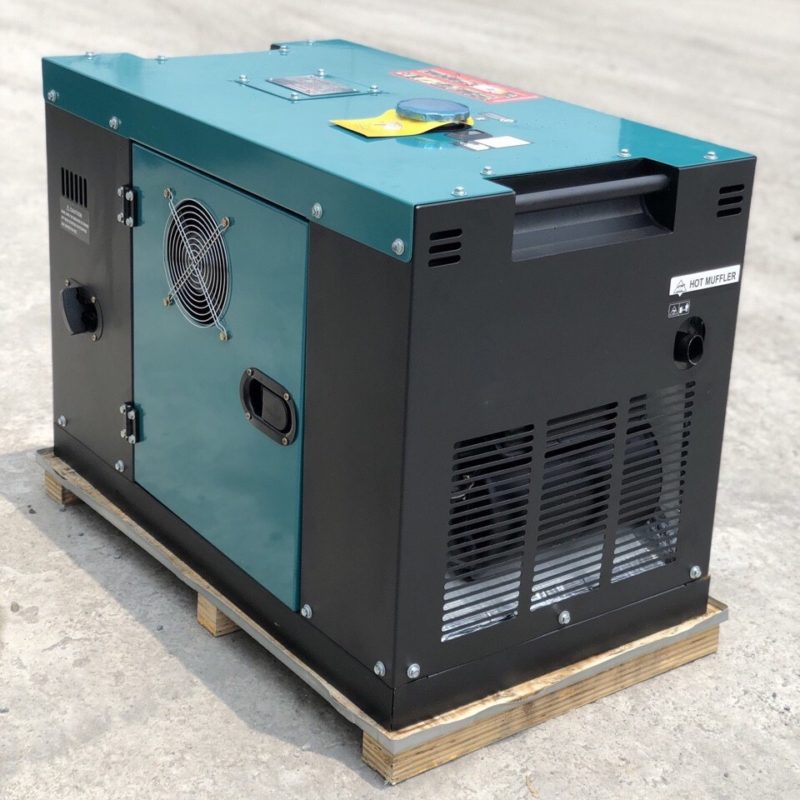 Máy Phát Điện Chạy Dầu 8kw Bamboo 9800ET Chống Ồn