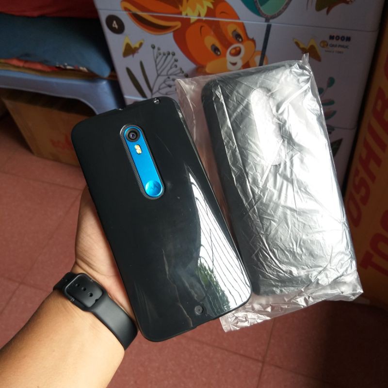 Ốp lưng Motorola X Style (X Pure) - ĐEN BÓNG