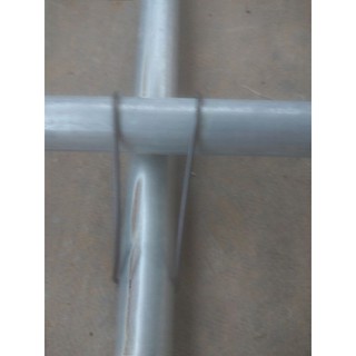 Phe gài khóa ống 27mm