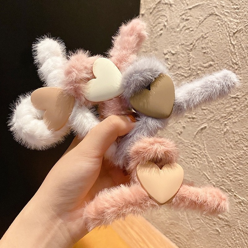 Kẹp tóc nhung họa tiết hình trái tim xinh xắn thời trang Hàn Quốc