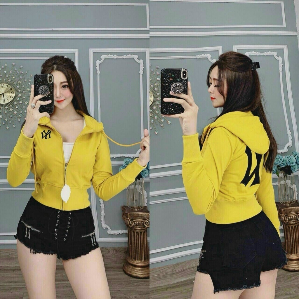 Áo Khoác nữ cá tính - logo thêu