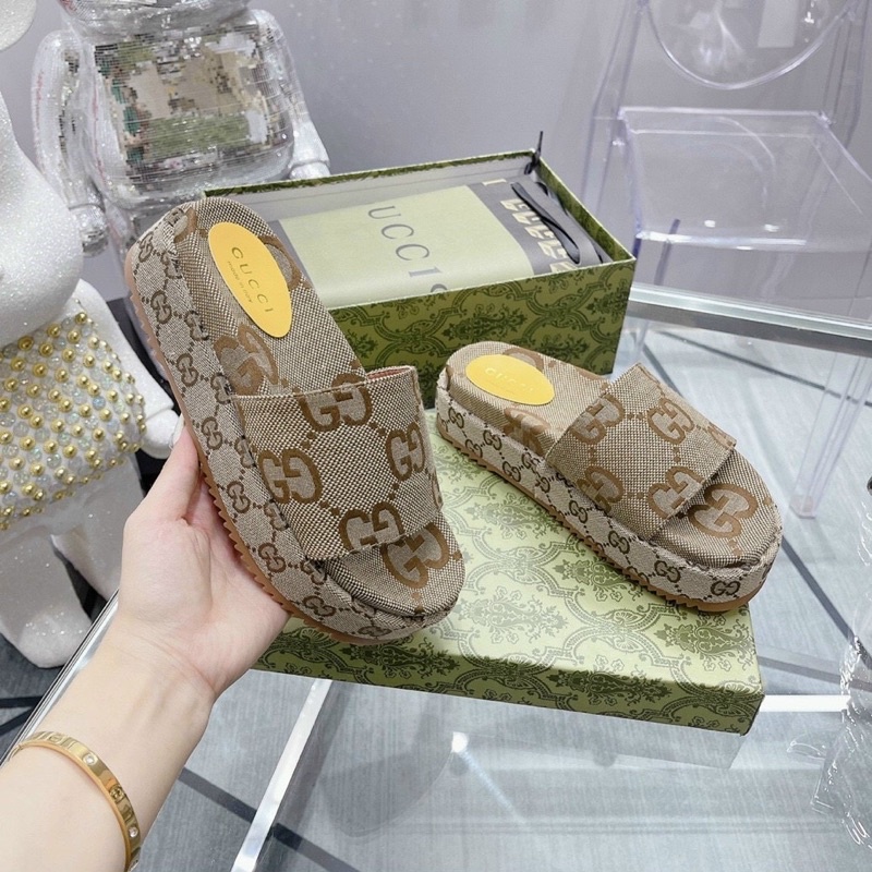 Dép xuồng bánh mì Gc