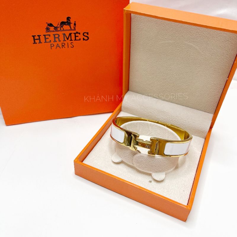 Set vòng cổ + khuyên tai chữ H  titan cao cấp,sang trọng quí phái