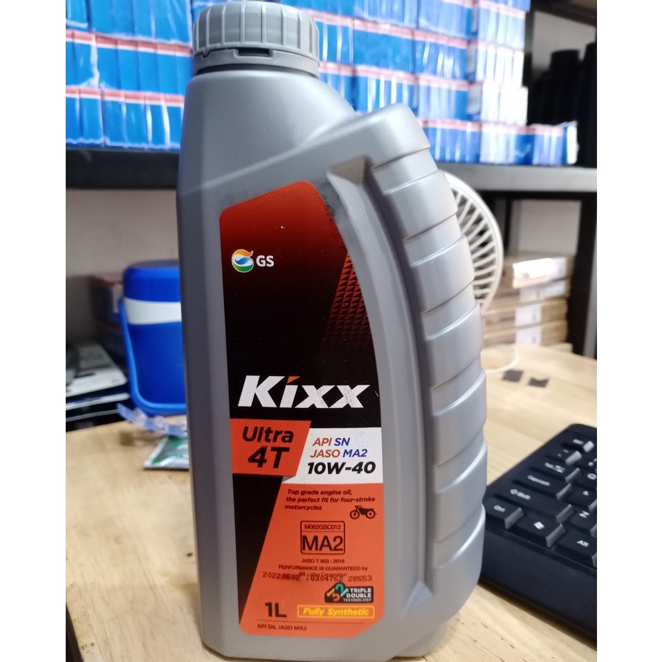 Nhớt Kixx 10W-40 Fully Synthentic tổng hợp hoàn toàn chai 1L nhập khẩu Hàn Quốc