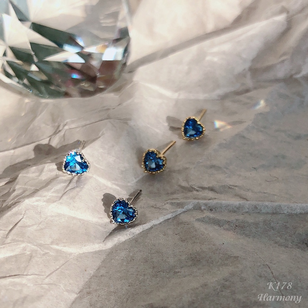 Khuyên tai nữ bạc mặt trái tim đính đá xanh 2 màu bạc và vàng Blue Heart sang chảnh | HARMONY ACCESSORIES K178
