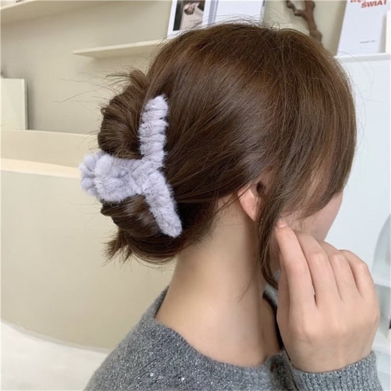 Kẹp tóc cá mập lông nhung thời trang Loli