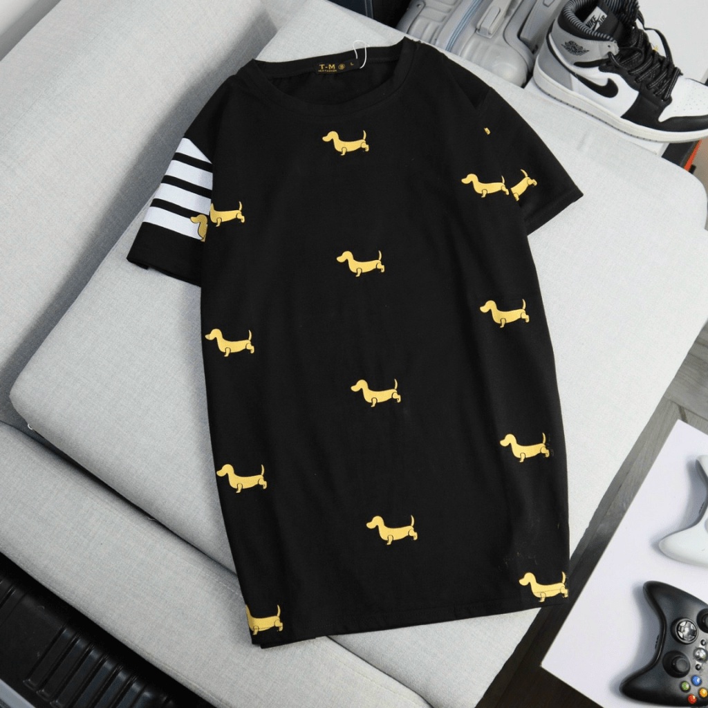 Áo Thun Nam Cổ Tròn 3 Sọc Tay In Cún Lưng Dài Chất Cotton Mặc Mát Form Chuẩn Lịch Lãm [NEW UNISEX]