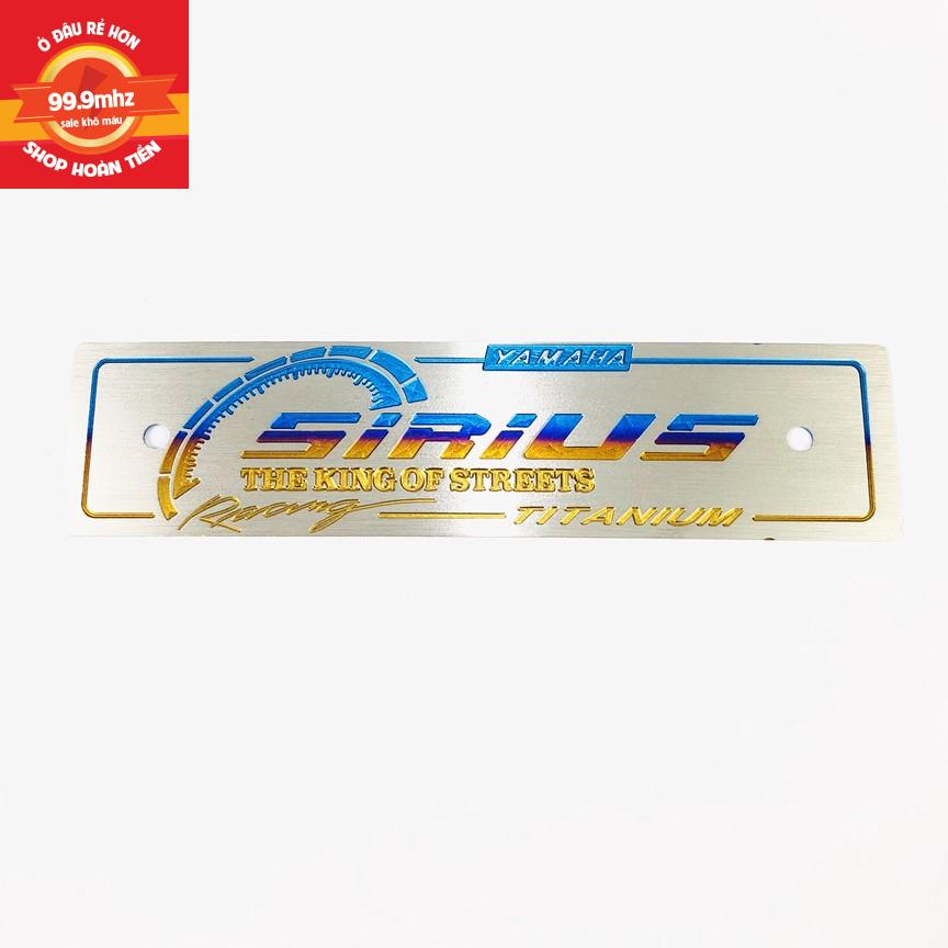 Bảng tên titanium xe Sirius Titan